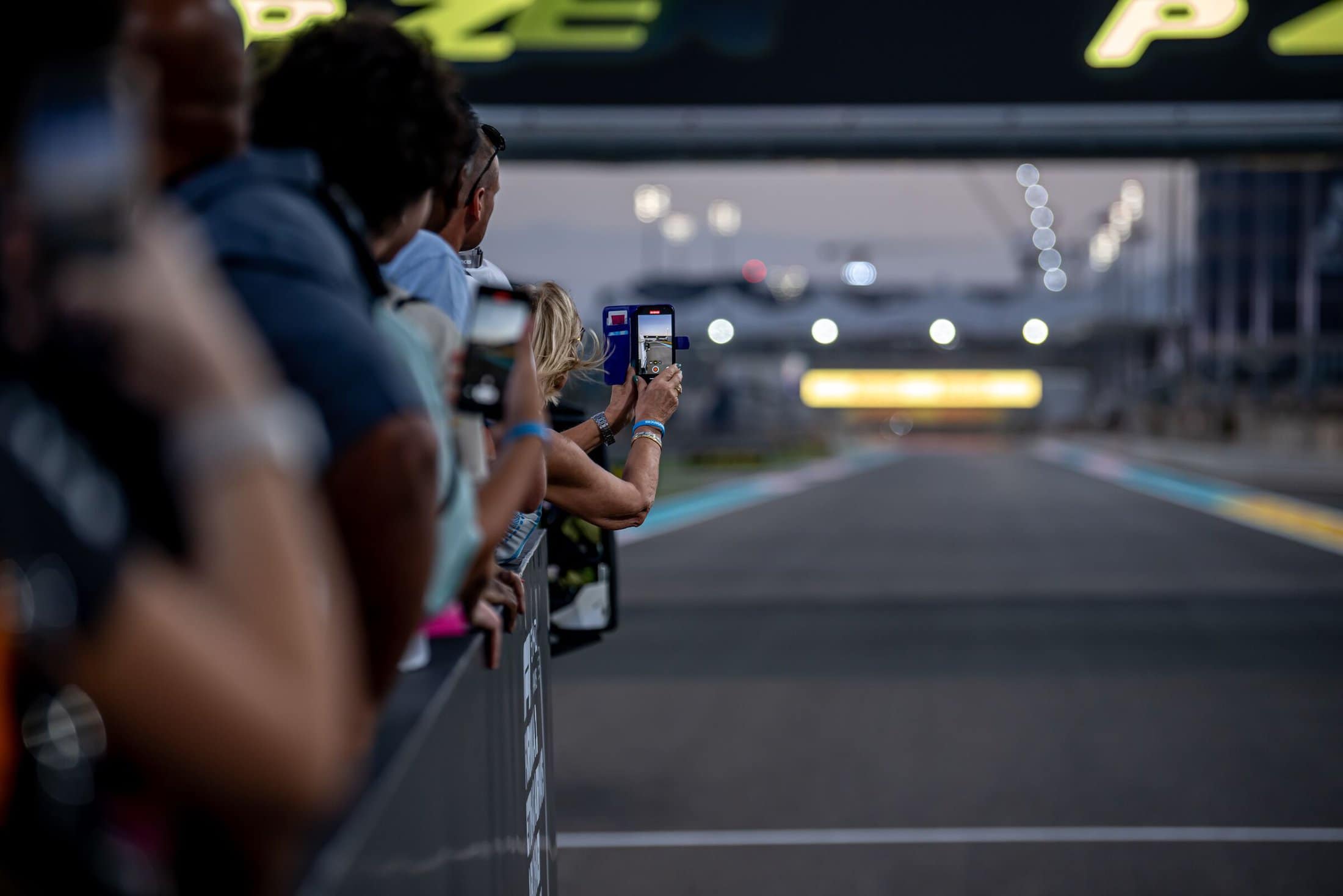 F1 Abu Dhabi 2025 – VIP Tickets with Hotel & Transfers