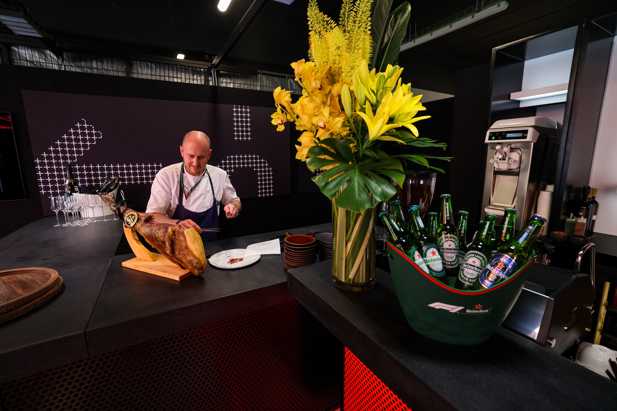 Paddock Club™ 3-days | F1® Experiences Suite  FORMULA 1 Barcelona 2026